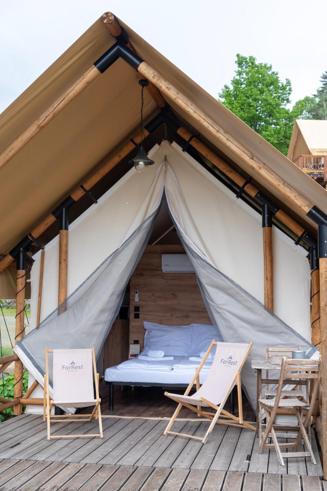 Готель Forrest Glamping Банська Штявниця Екстер'єр фото