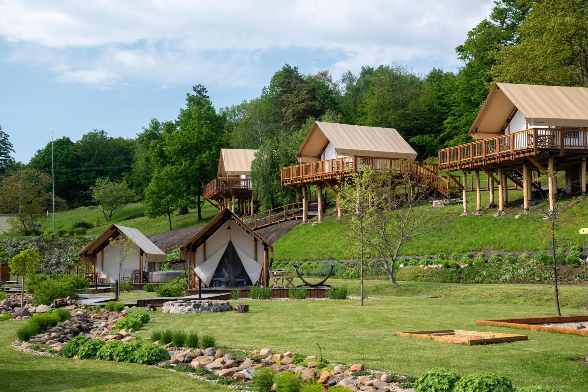 Готель Forrest Glamping Банська Штявниця Екстер'єр фото