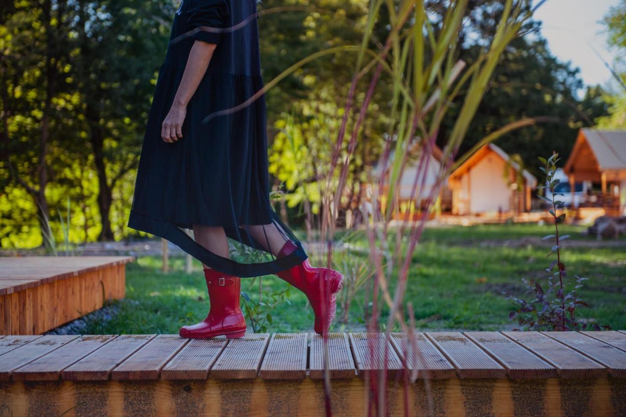 Готель Forrest Glamping Банська Штявниця Екстер'єр фото